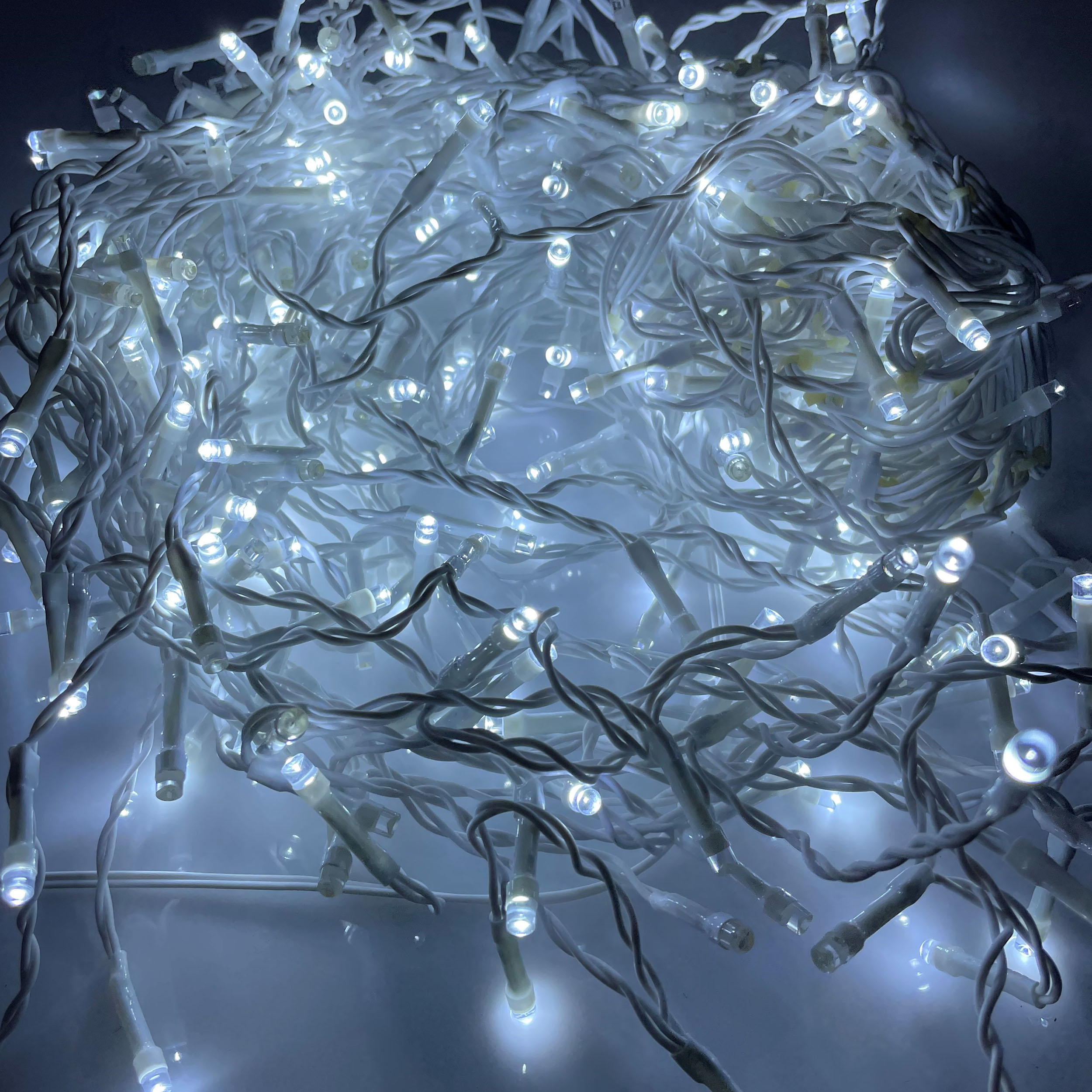 Lichtervorhang Eisregen 360 LED weiß mit 8 Funktionen